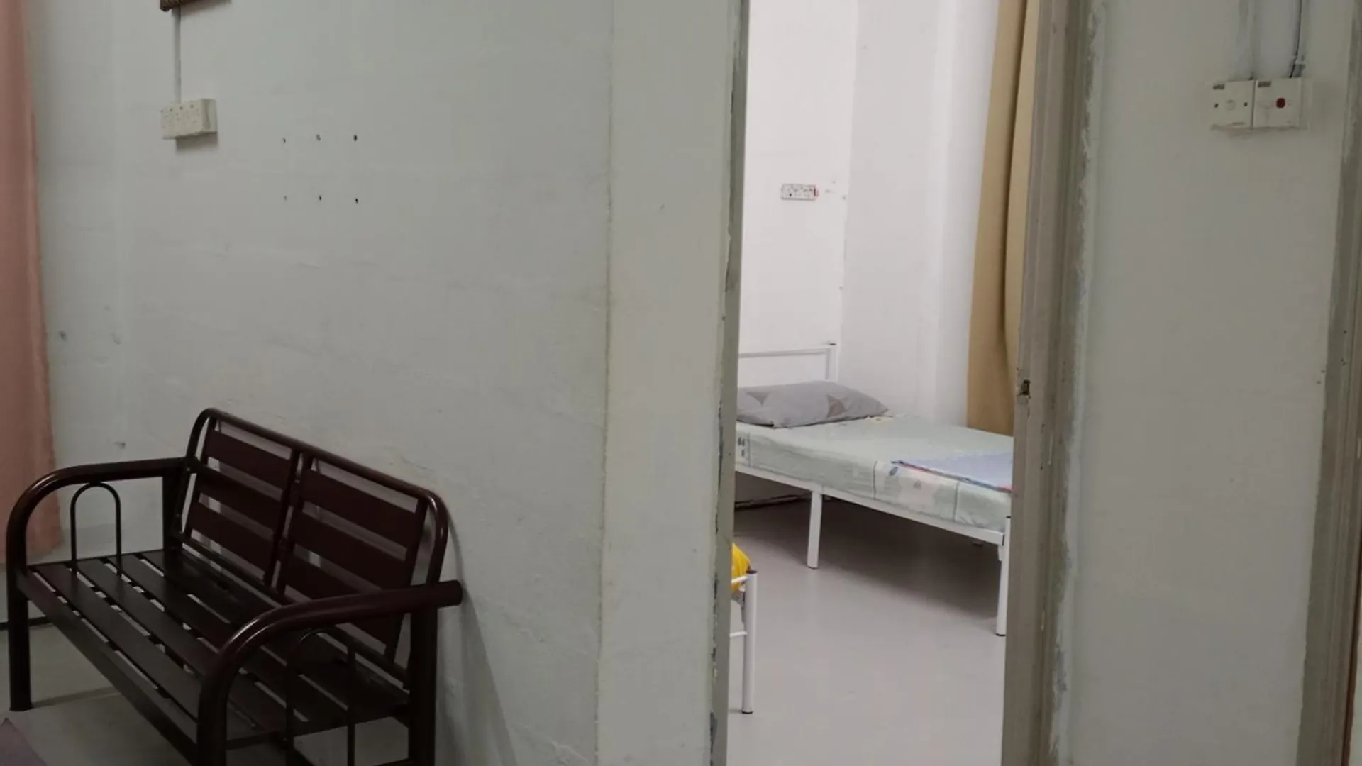 Homestay Indrawasih With 2 Bedroom 4 Single Bed Not Sharing Perai Appartamento