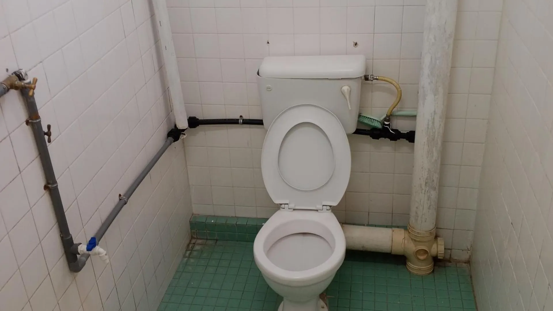 Homestay Indrawasih With 2 Bedroom 4 Single Bed Not Sharing Perai Appartamento