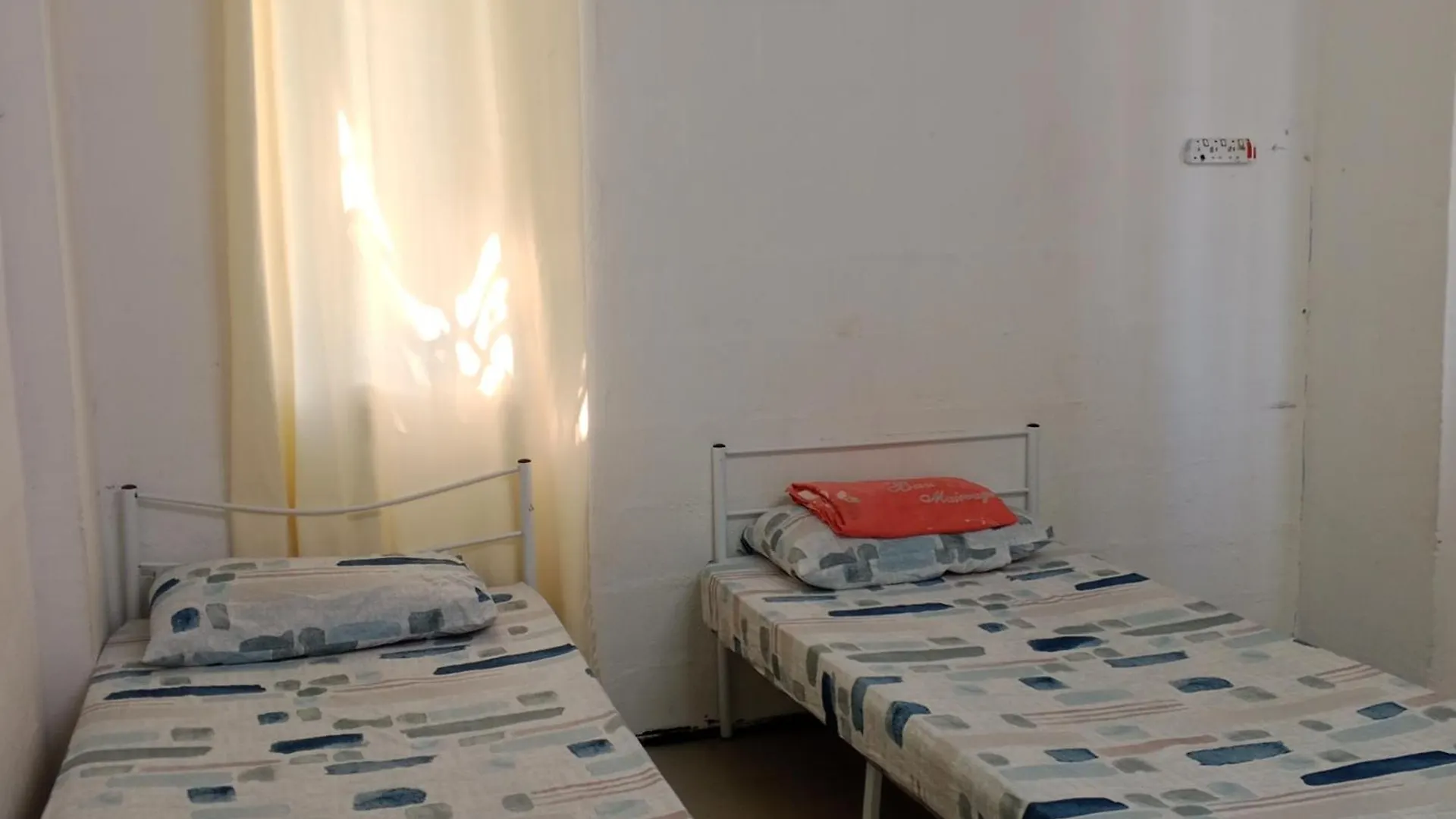 Homestay Indrawasih With 2 Bedroom 4 Single Bed Not Sharing Перай Малайзия